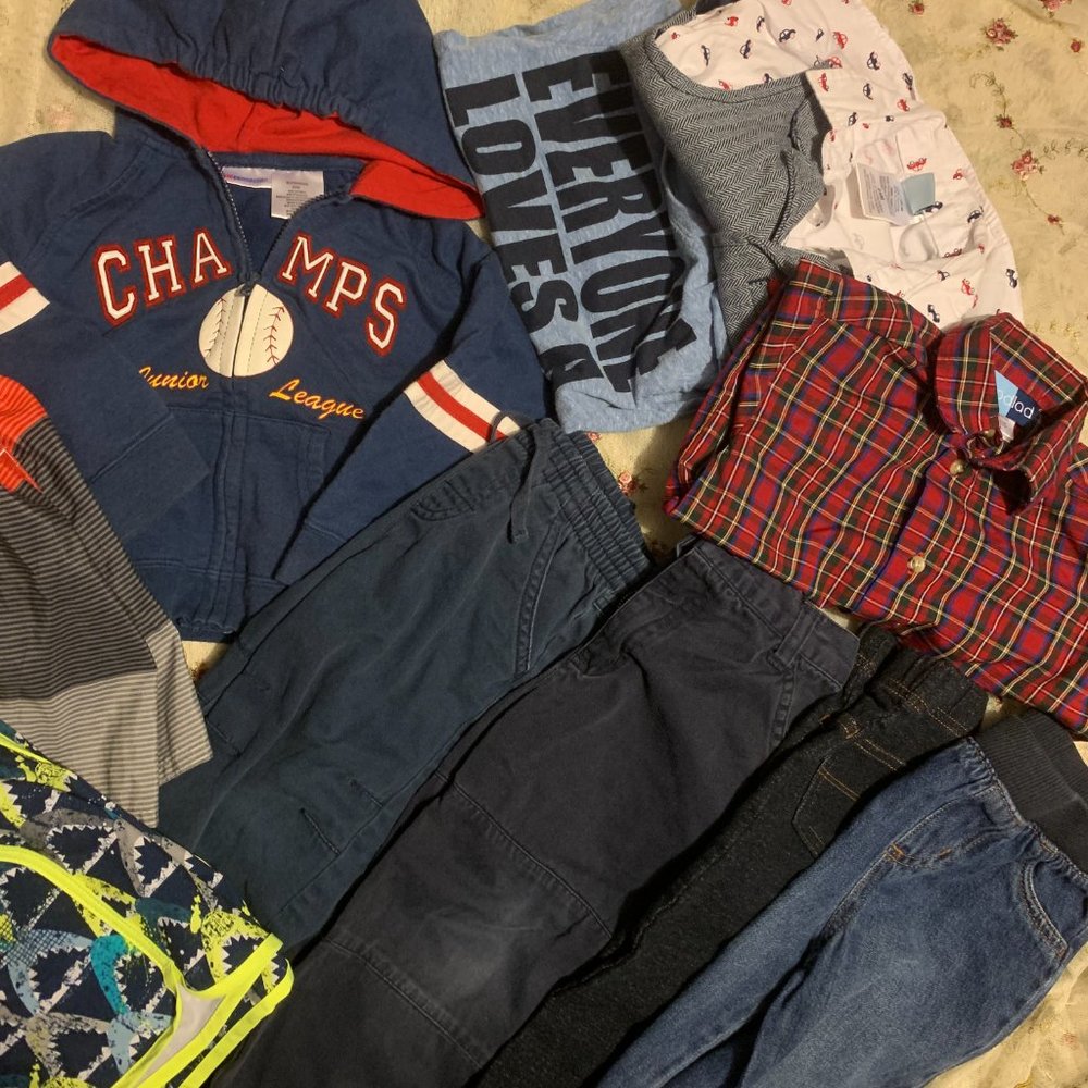 Boy's Clothing Lot of 10 PC Bundle Size 24M/2T